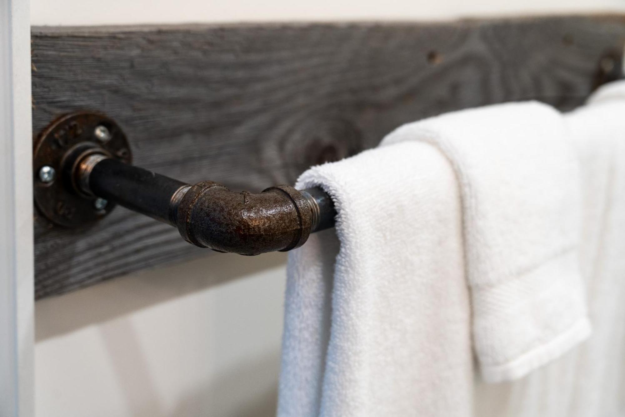 "Bike" At Hills Meaford, Pet Friendly, Ground Floor Suite Eksteriør bilde